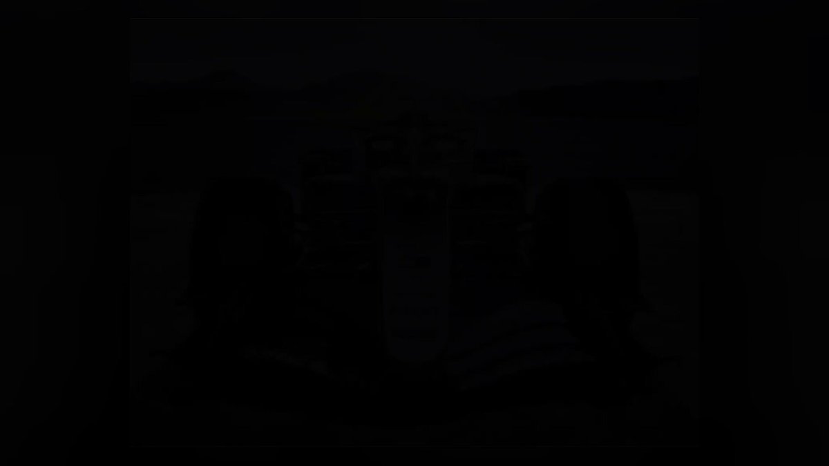凯迪拉克2026款F1赛车震撼演示 reference image-1